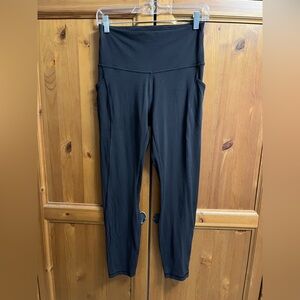 Lululemon black Align leggings with pockets size 8